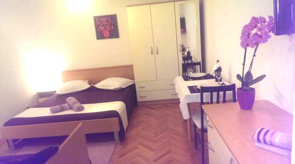 Apartments Mira Makarska Quarto foto